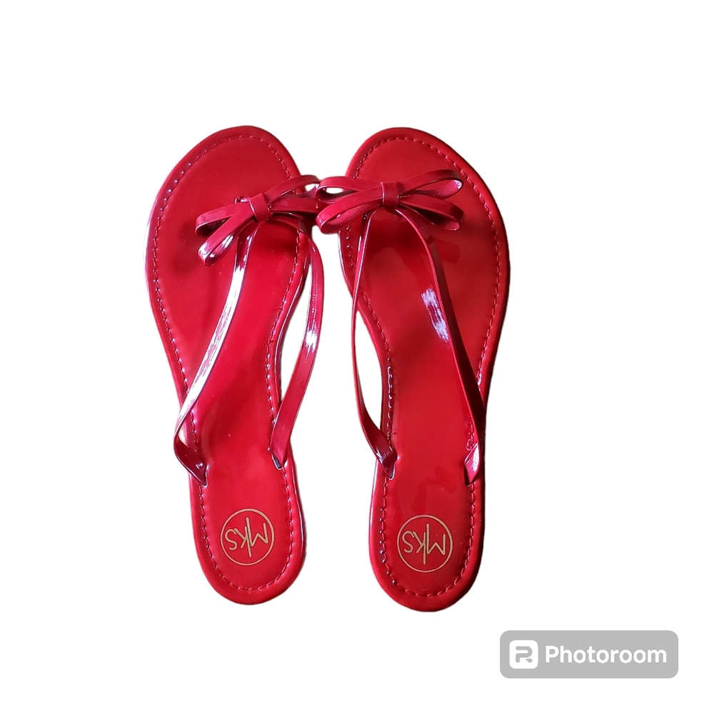 Red Sandals with Decorative Bow and Flat Sole Size 10